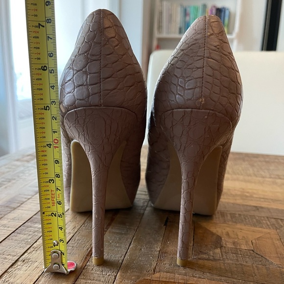 Peeped toe high heels - Picture 4 of 8